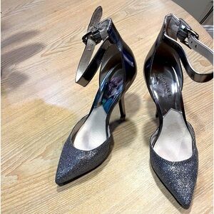 MICHAEL KORS Ankle Strap High Heels Sz 6.5 Gunmetal Silver Metalic Glitter